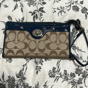 Coach wallet/wristlet